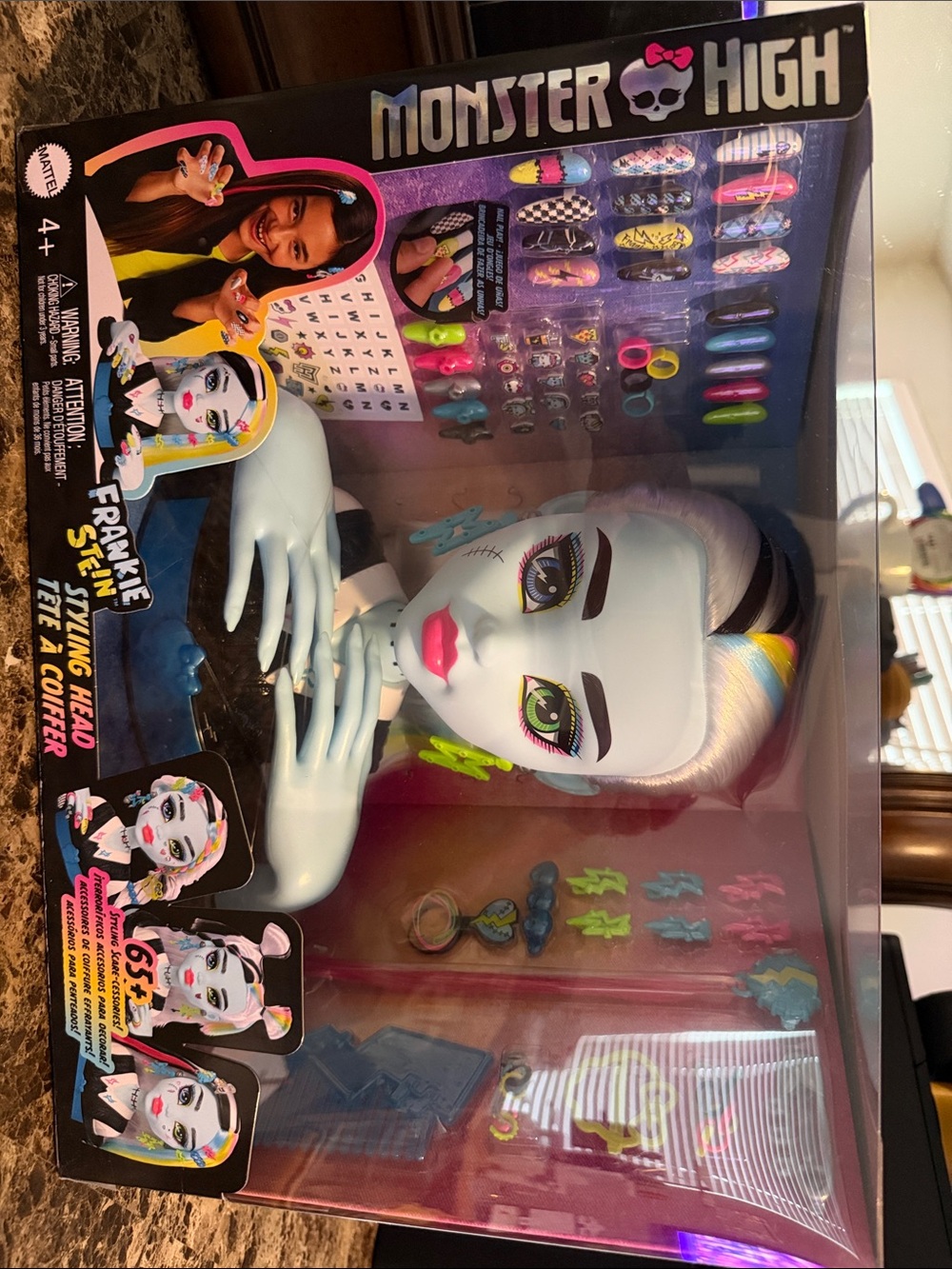 Monster high Frankie Stein Styling Head 23’